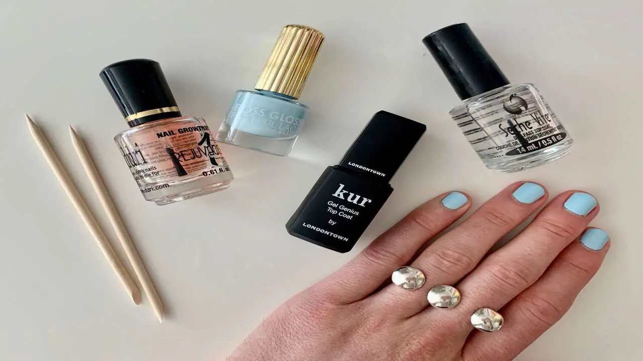 Alternatives To Using Old Nail Polish