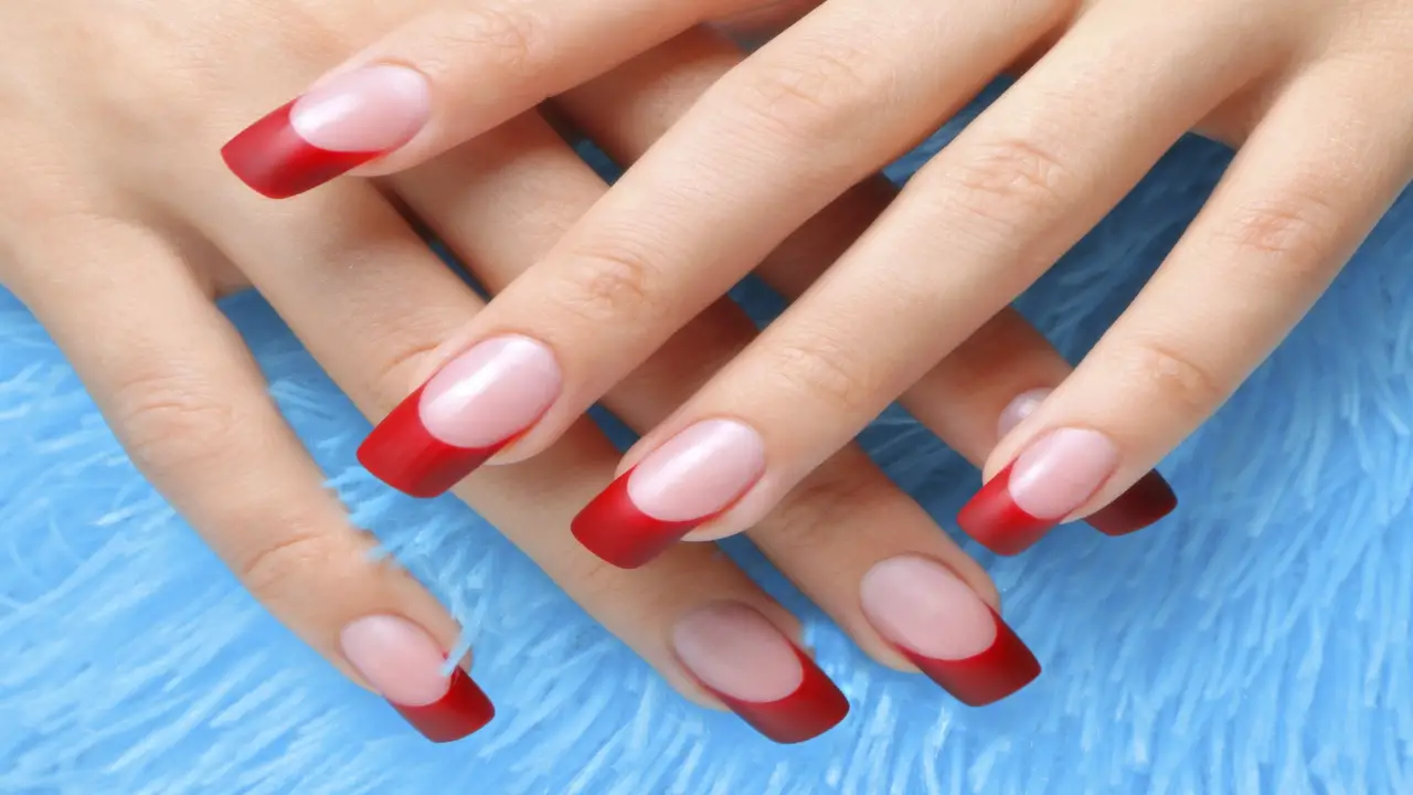 Benefits Of Using Gel Polish On Fake Nails