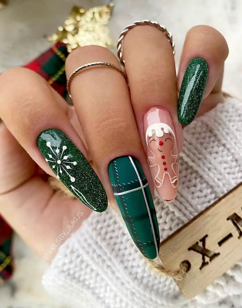 Christmas Gingerbread Nail Design