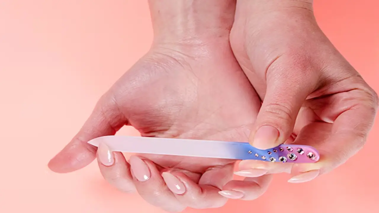 Comparing Glass Nail Files To Other Types Of Nail Files