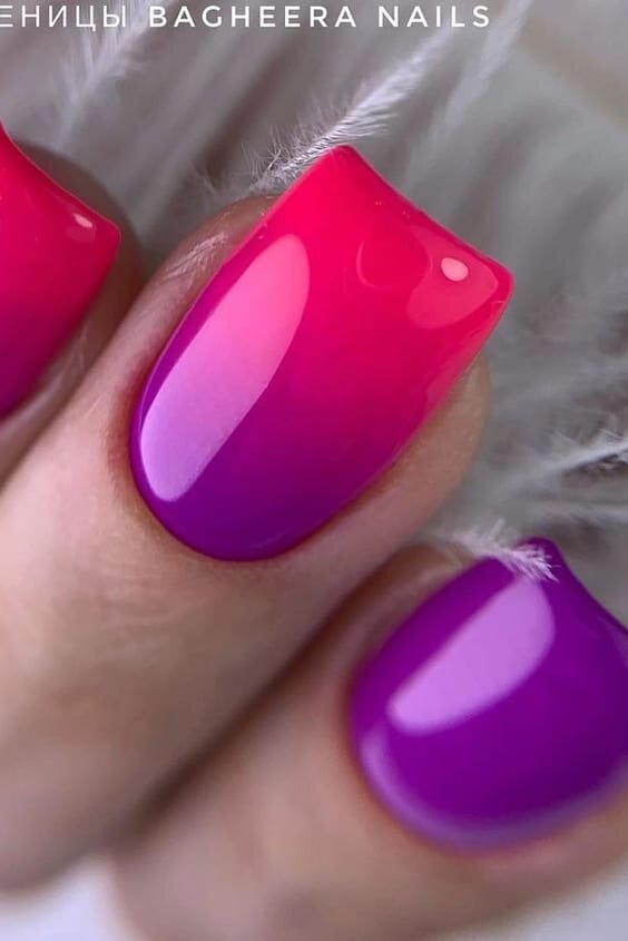 Contrasting Colors From Cherry Red To Purple Gradient Nails