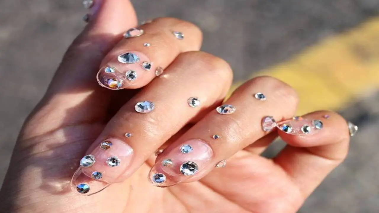 Do You Put Top Coat Over Rhinestones- How To Apply