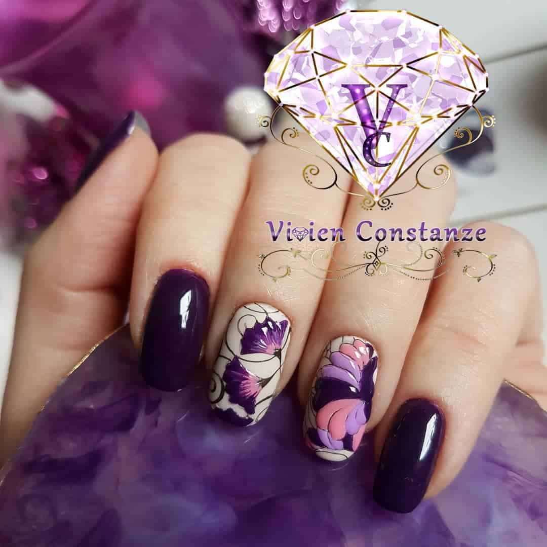 Floral Patterned Purple Nails