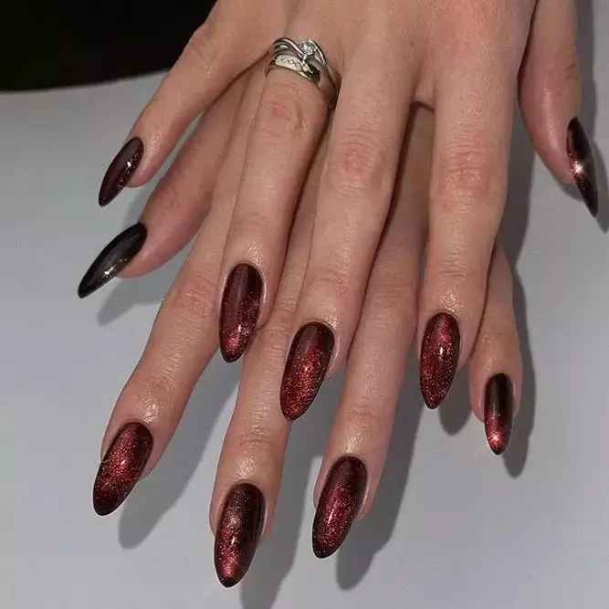 Gittery Burgundy Nails