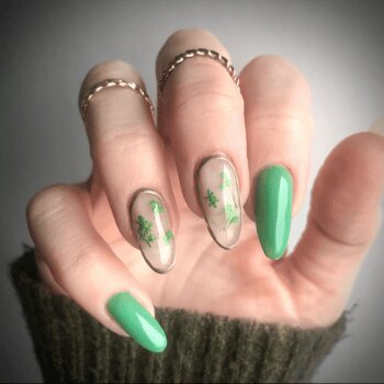 Glassy Green Nails