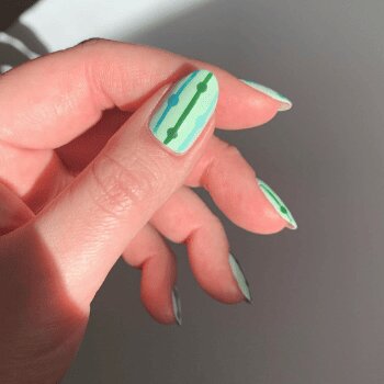 Retro Green Nails