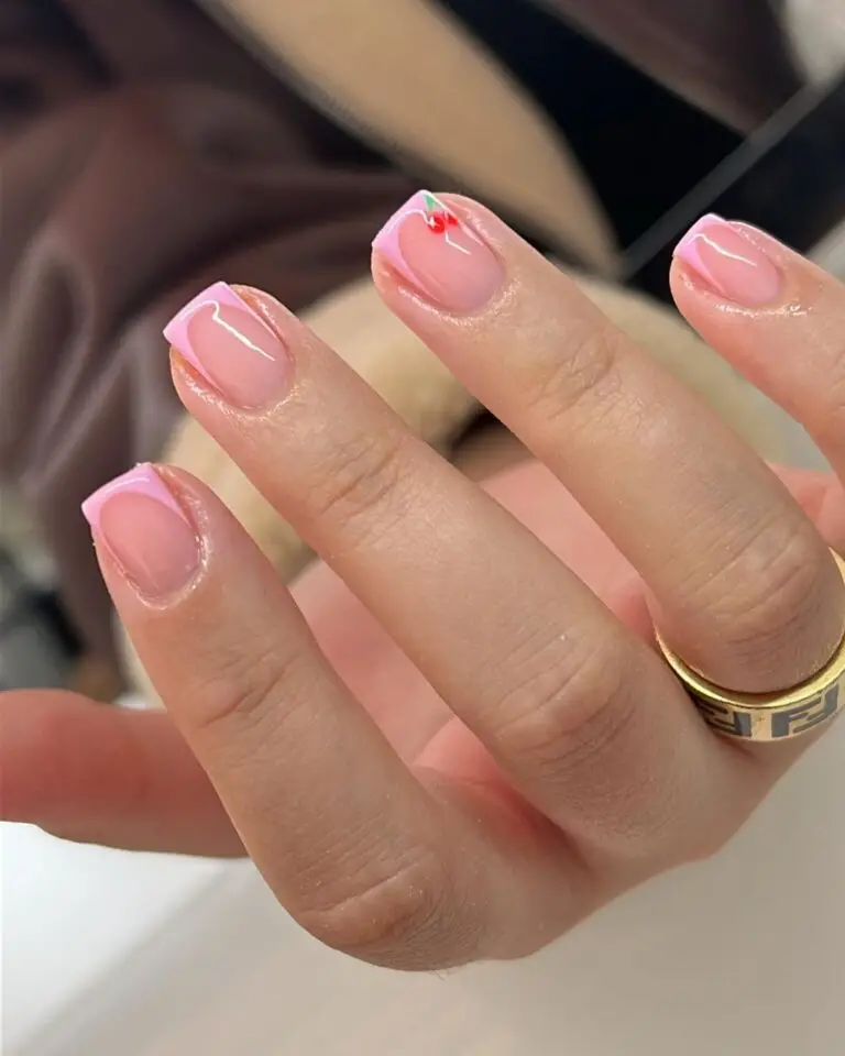 Short French Tip Nails