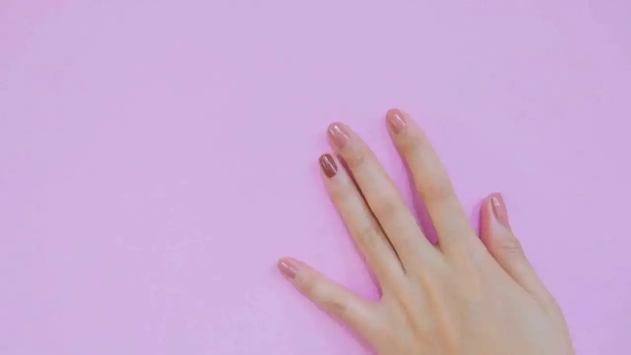 Signs Of Nail Damage Due To Clear Nail Polish