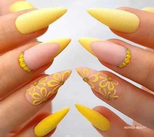 Sunshine Yellow Sassy Nail Art Designs