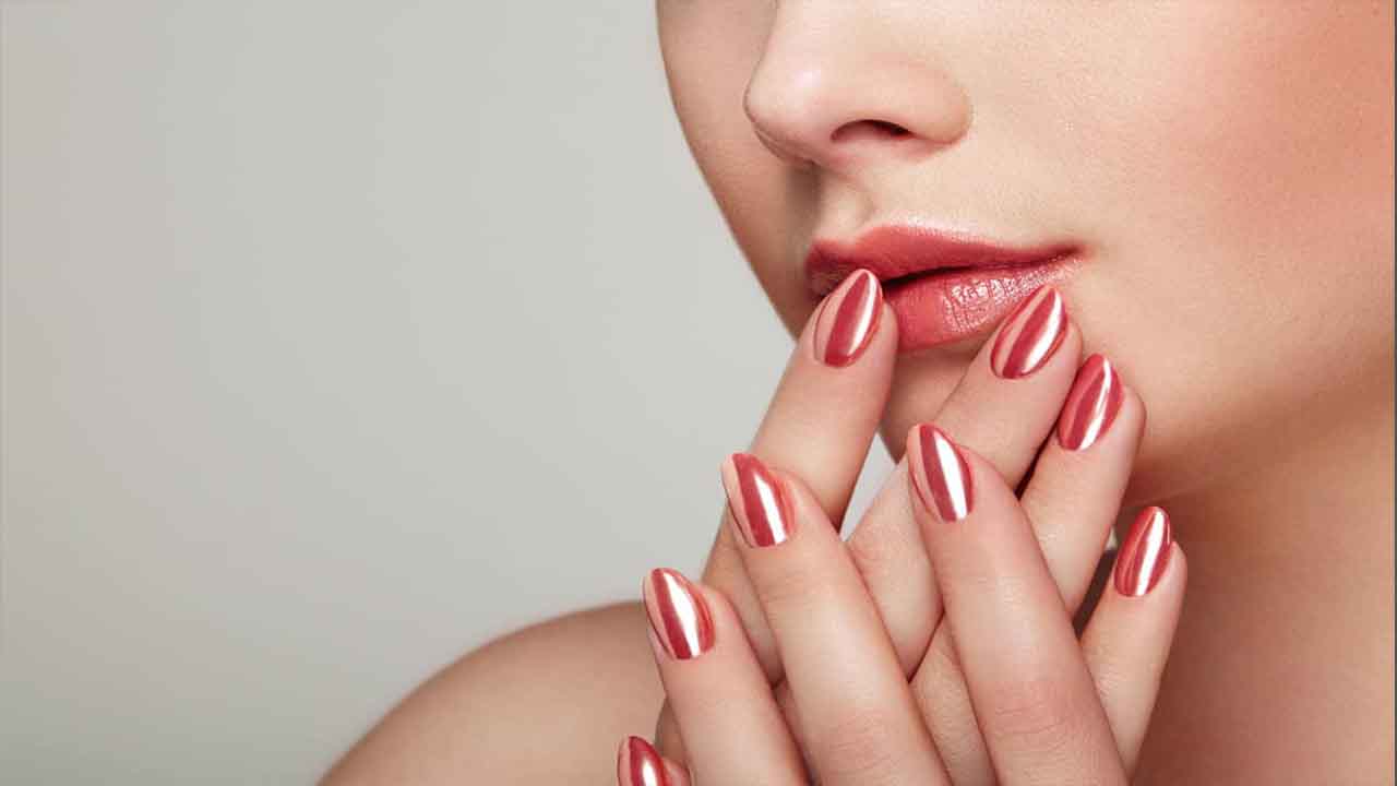 The Modern Trend Of Mixing And Matching Lipstick And Nail Polish