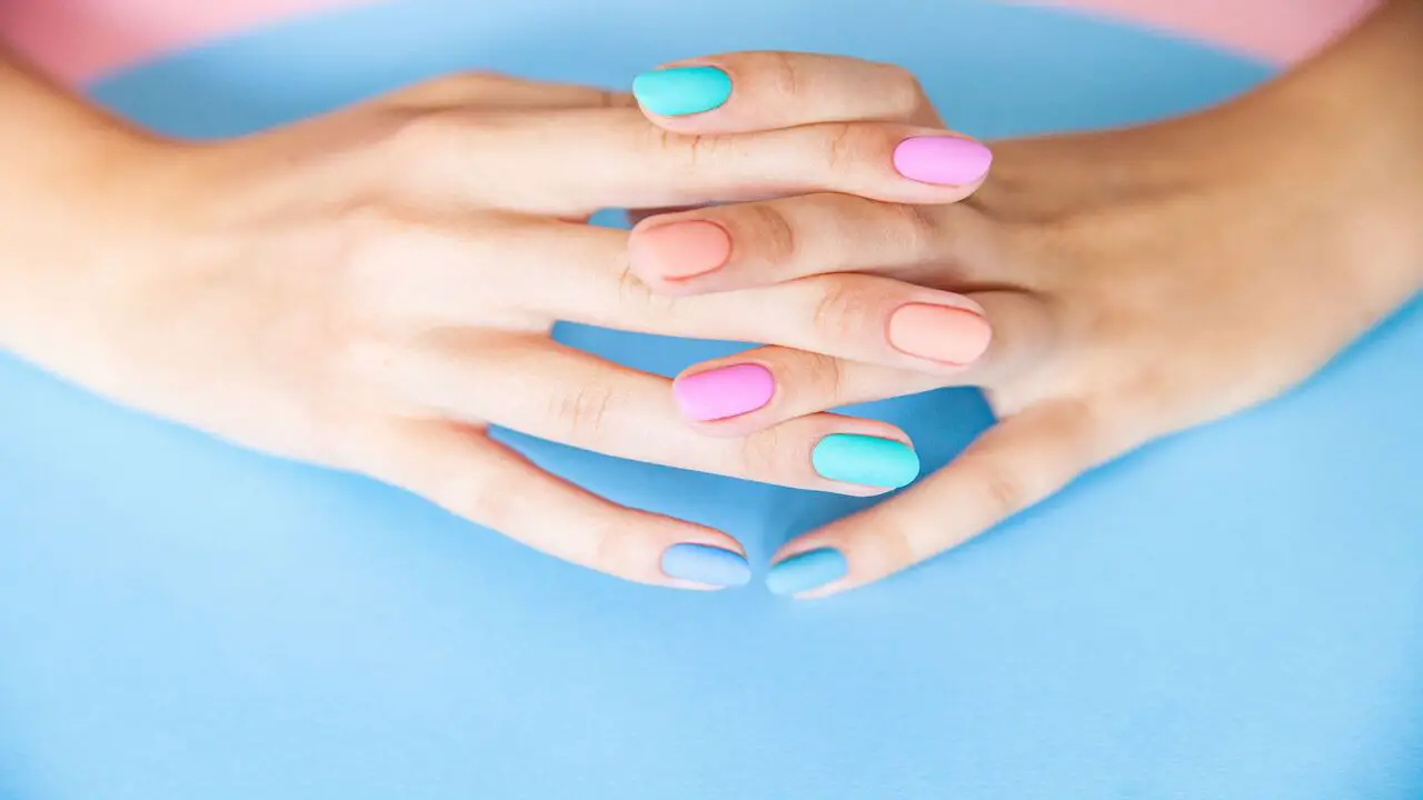 The Problem: Bubbling Nail Wraps