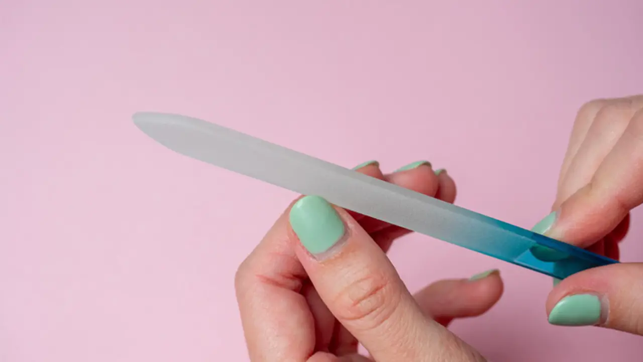 Using Glass Nail Files For Different Nail Types