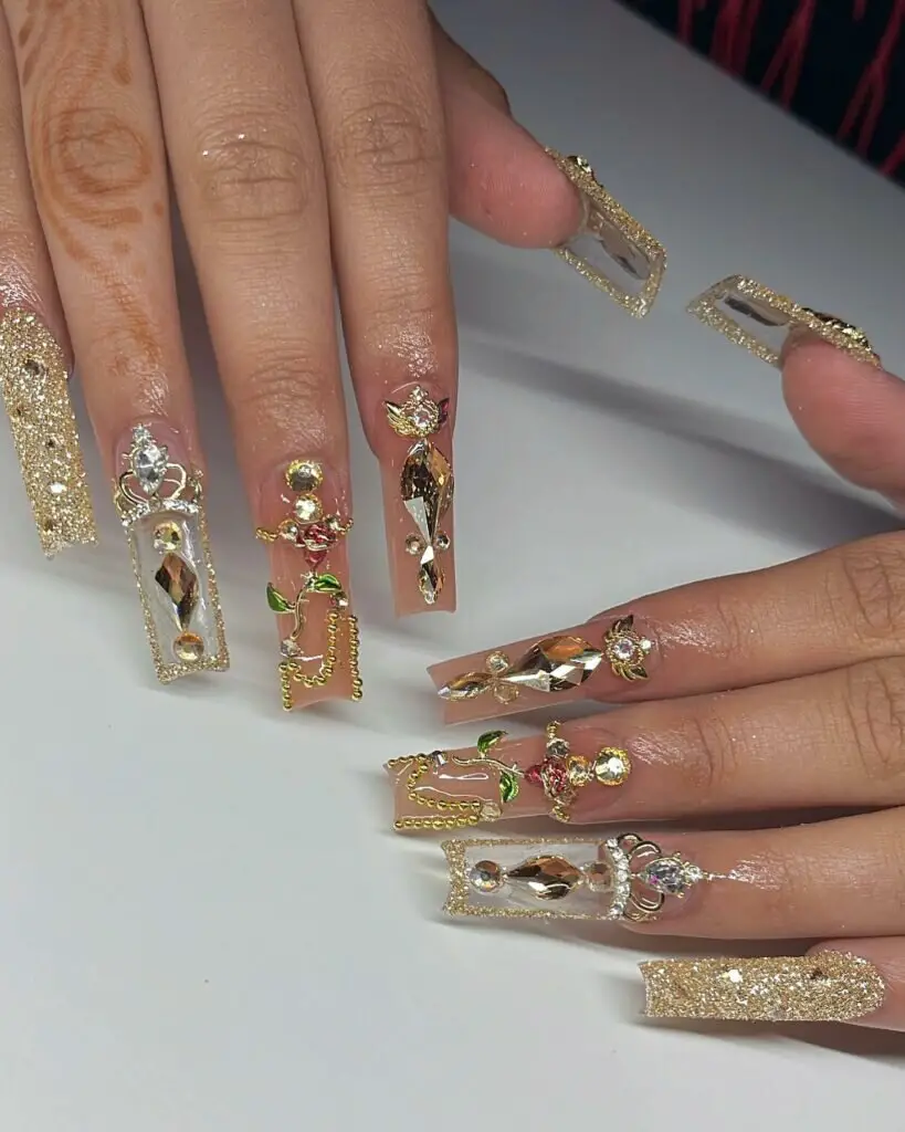 Artistic Gold Nail Masterpiece