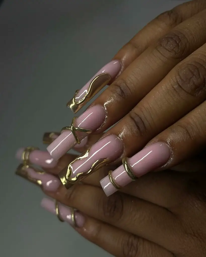 Gold-Outlined Nail Brilliance