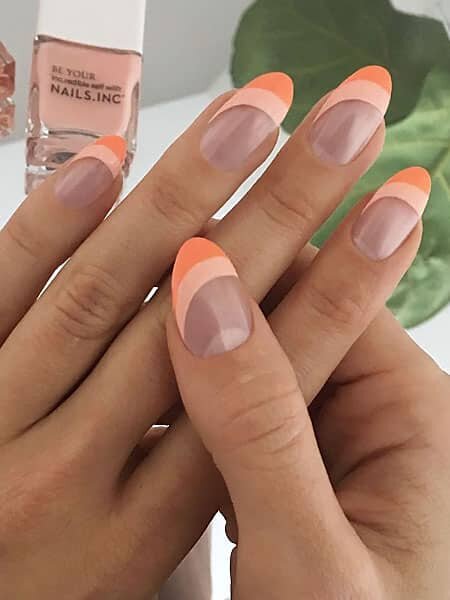 Peachy Apricot Summer Nails