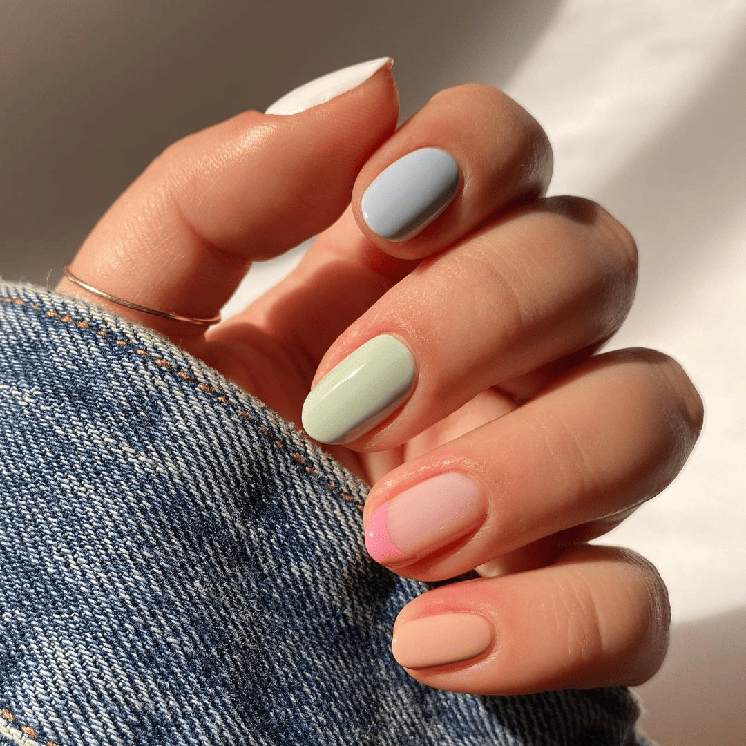 Soft Pastel Nails