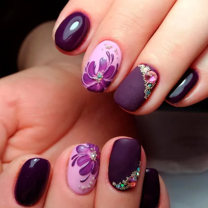 Purple-Floral-and-Leaves-Nails-Art-1