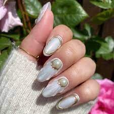 3D-Seashell-Nails-3