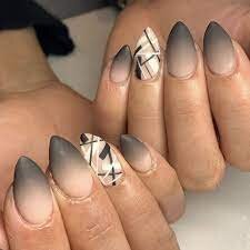 Absracted-Ombre-Nail-Art-4
