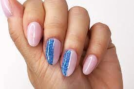 Abstract-Color-Blocks-Mani-4