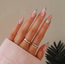 Abstract-French-Manicure-Ideas-7 (1)