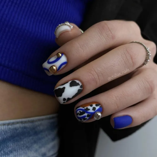 Abstract-Square-Nails-3