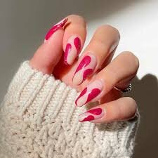 Abstract-White-and-Pink-Nails-10