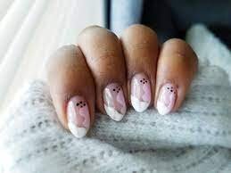 Abstract-White-and-Pink-Nails-4