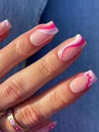 Abstract-White-and-Pink-Nails-6