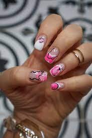 Abstract-White-and-Pink-Nails-7