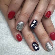 Accent-Star-Nails-Designs-8