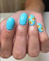 Adorned-Design-For-Short-Classy-Nails-8