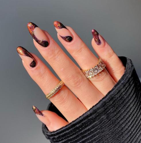 Almond-Nails-with-Galaxy-Tips-4