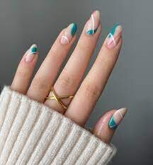 Always-Popular-–-Geometric-Nails-3