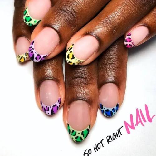 Animal-Print-French-Tips-2