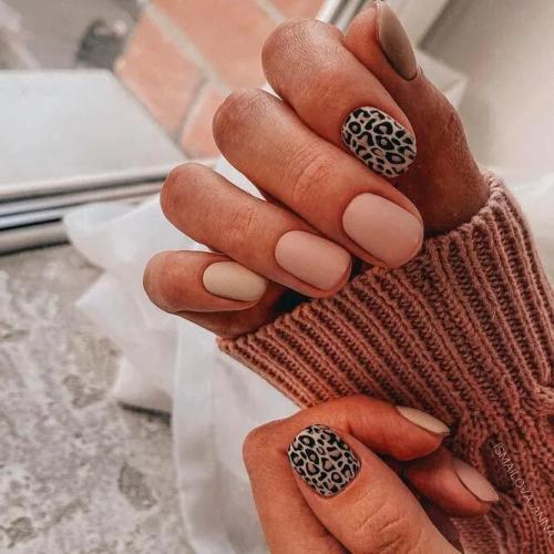 Animal-Print-On-Your-Nails-For-a-Modern-Woman-1