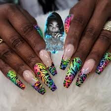 Animal-Print-On-Your-Nails-For-a-Modern-Woman-10