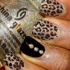 Animal-Print-On-Your-Nails-For-a-Modern-Woman-5