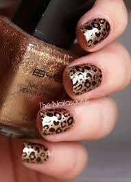 Animal-Print-On-Your-Nails-For-a-Modern-Woman-7