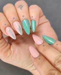 Aqua-Green-Almond-Nails-10