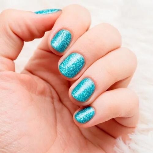 Aqua-Nails-with-Sparkly-Glitter-Accents-3