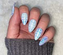 Baby-Blue-Christmas-Nails-3