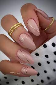 Beige-And-Cognac-Almond-Shaped-Nails-2