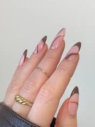 Beige-And-Cognac-Almond-Shaped-Nails-8