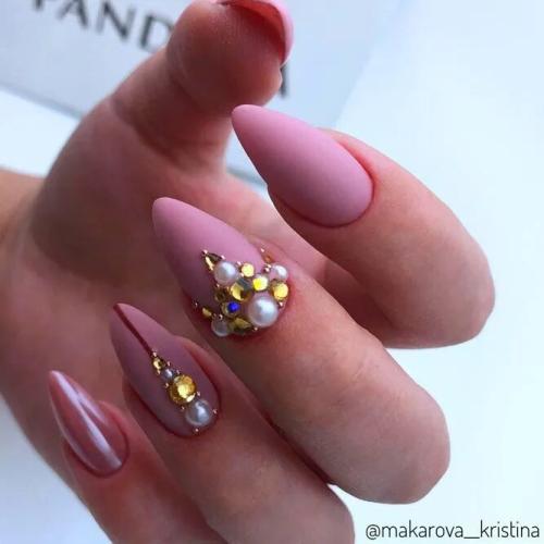 Best-Bling-Nude-Matte-Nails-1