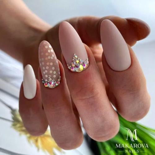 Best-Bling-Nude-Matte-Nails-2