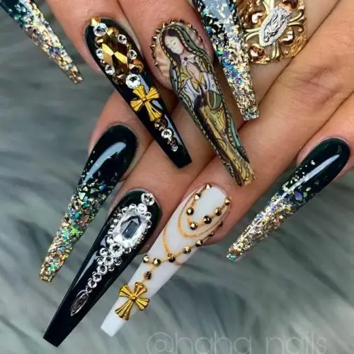 Black-And-Gold-Long-Nail-Art-1