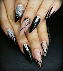 Black-And-Silver-Mix-For-Coffin-Nails-4