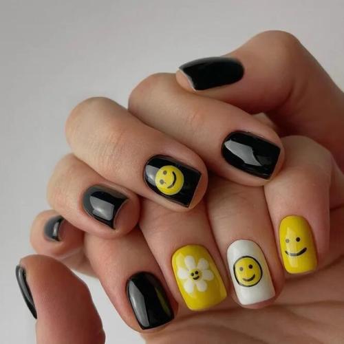 Black-And-Yellow-Mix-1