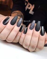 Black-Coffins-With-Glitter-Accent-4